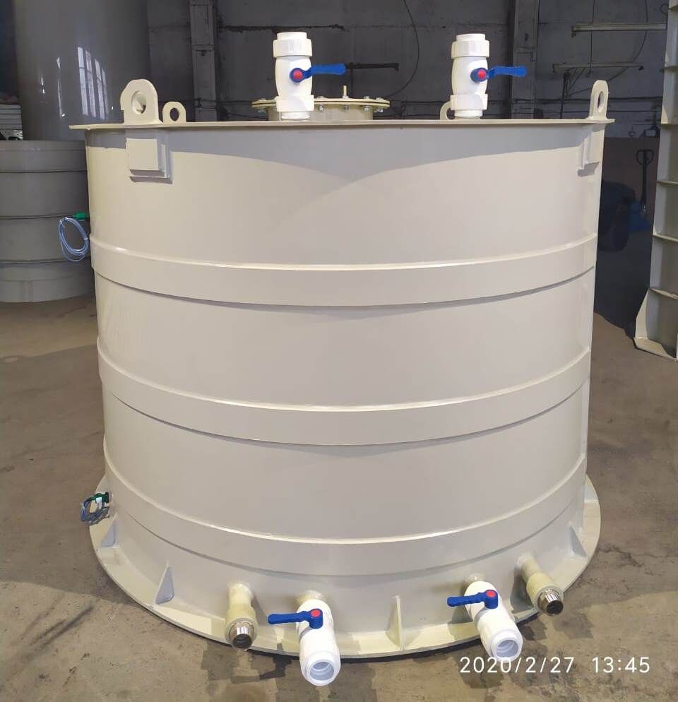 Накопительный резервуар для хранение кислоты